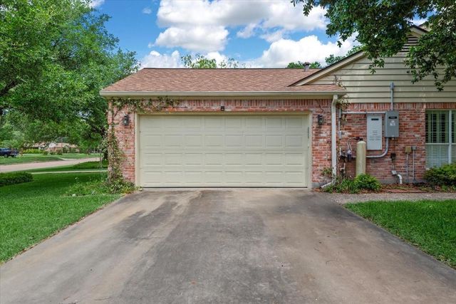 904 Holland Street, Navasota, TX 77868