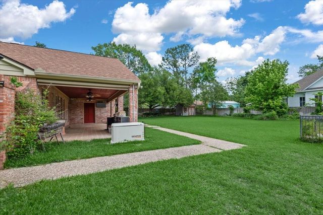 904 Holland Street, Navasota, TX 77868