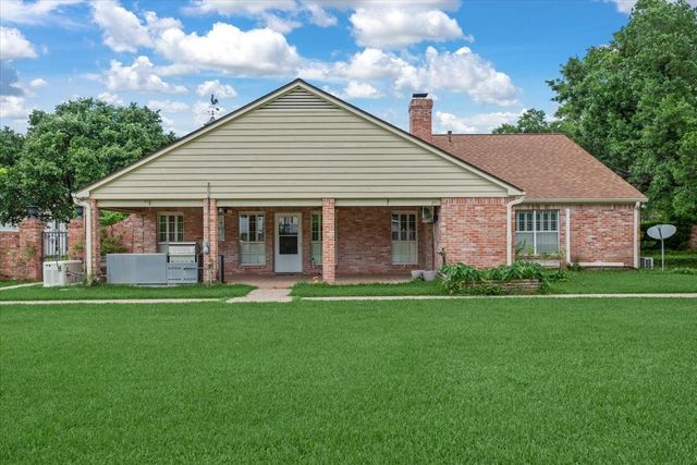 904 Holland Street, Navasota, TX 77868