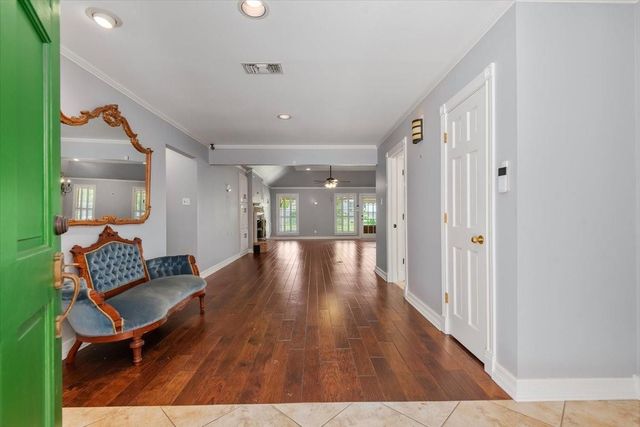 904 Holland Street, Navasota, TX 77868