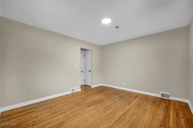 2010 E 221st Street, Euclid, OH 44117