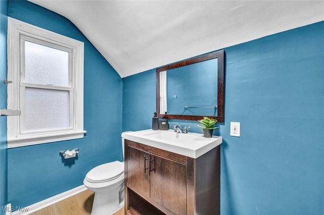 2010 E 221st Street, Euclid, OH 44117