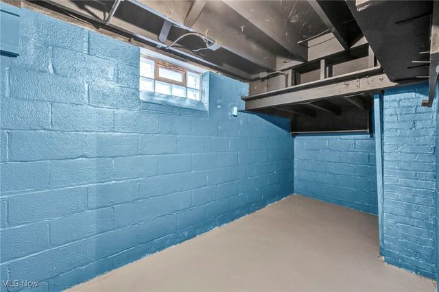 2010 E 221st Street, Euclid, OH 44117