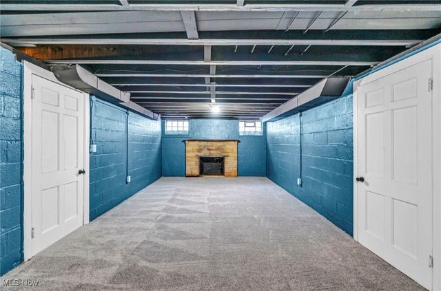 2010 E 221st Street, Euclid, OH 44117