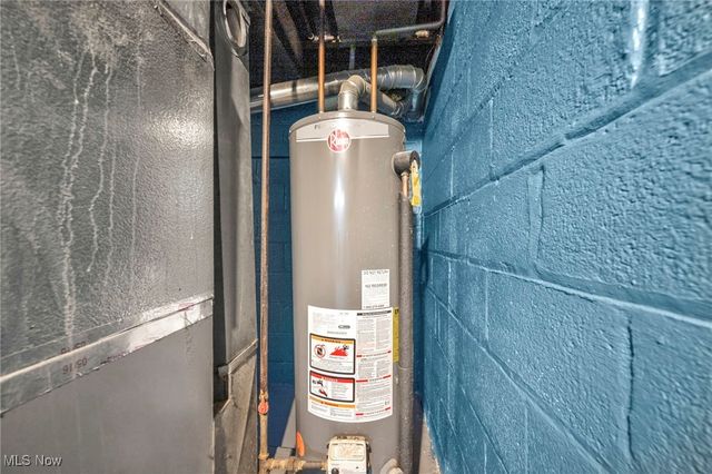 2010 E 221st Street, Euclid, OH 44117