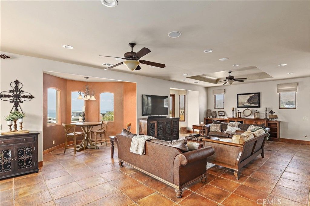 Image 10 of property listing at 36 Ash Avenue, Cayucos, CA 93430