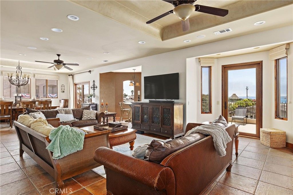 Image 14 of property listing at 36 Ash Avenue, Cayucos, CA 93430