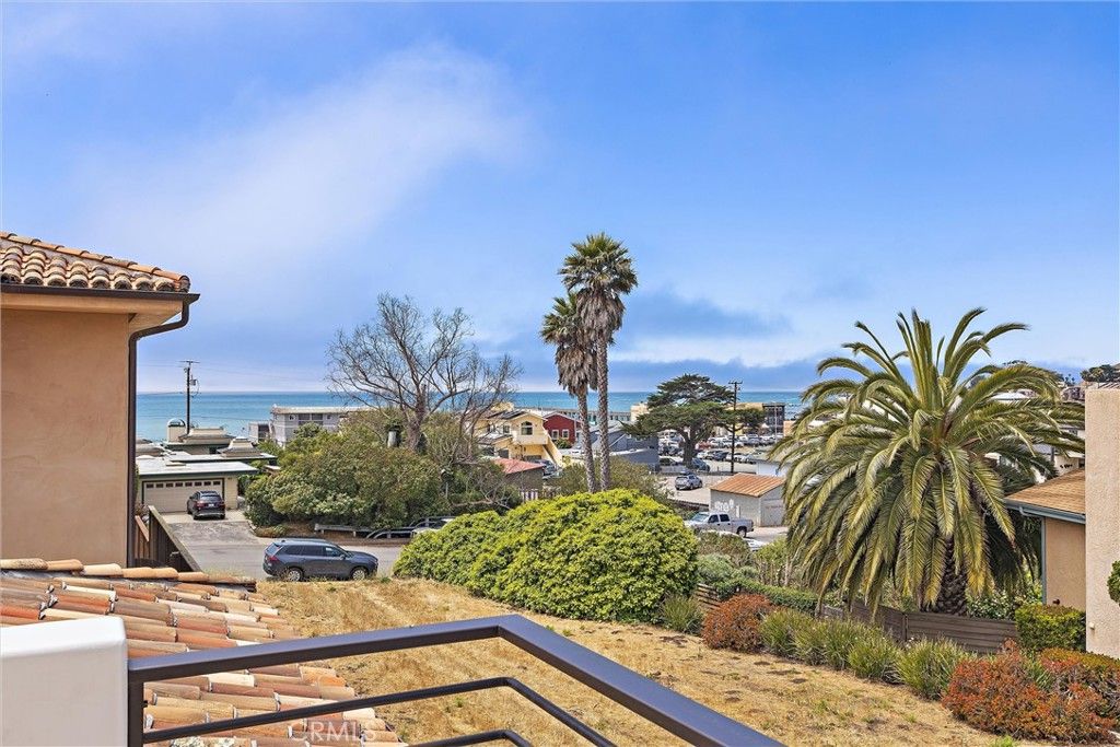 Image 19 of property listing at 36 Ash Avenue, Cayucos, CA 93430