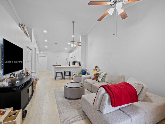 11065 NW 38th Pl 0, Sunrise, FL 33351