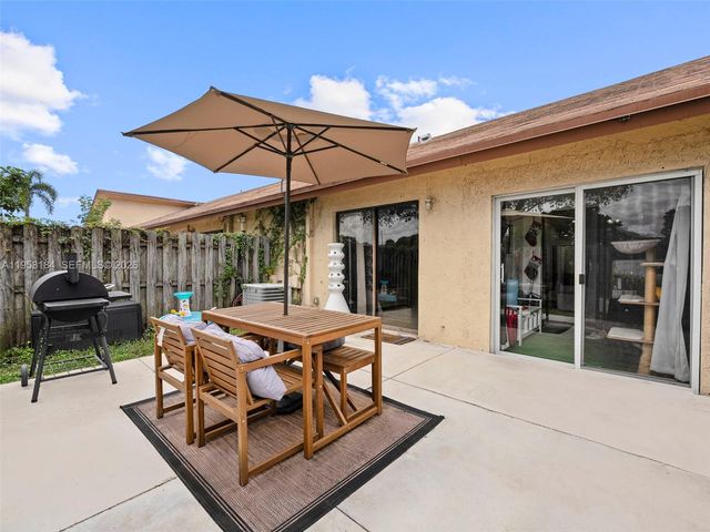 11065 NW 38th Pl 0, Sunrise, FL 33351