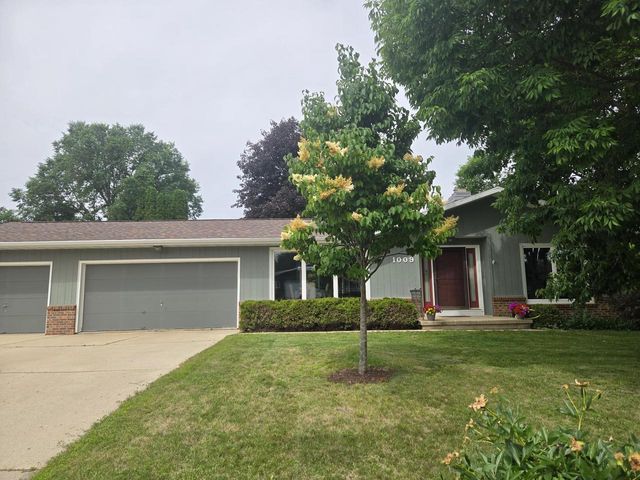 1009 Georgetown TERRACE, Beaver Dam, WI 53916