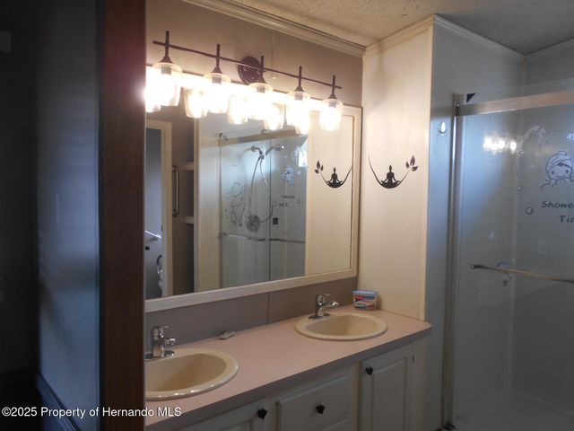 15116 Brookridge Boulevard, Brooksville, FL 34613