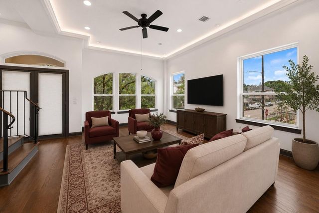 4120 Driscoll Street, Houston, TX 77098