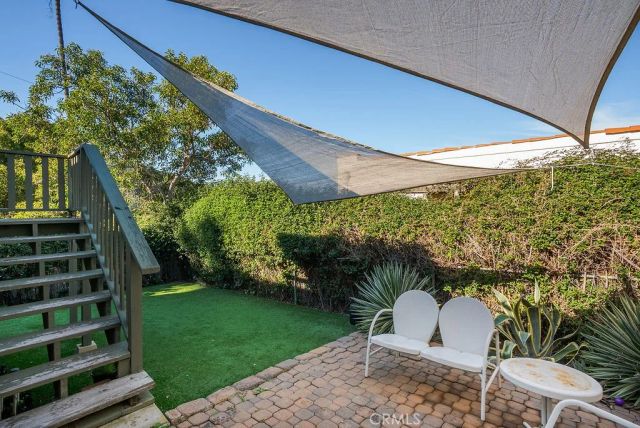 1119 Princeton Drive, Glendale, CA 91205