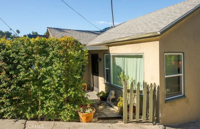 1119 Princeton Drive, Glendale, CA 91205