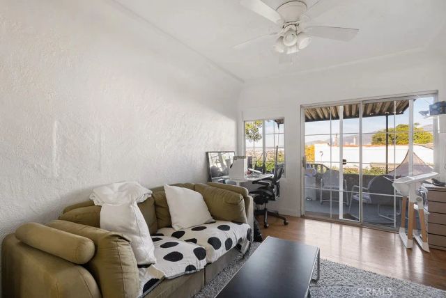 1119 Princeton Drive, Glendale, CA 91205