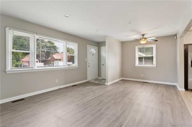 1250 Hampton AVE, Newport News, VA 23607