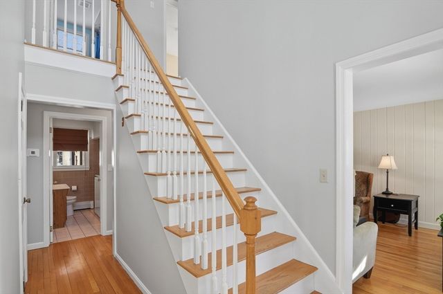 17 Stone Avenue, Shrewsbury, MA 01545