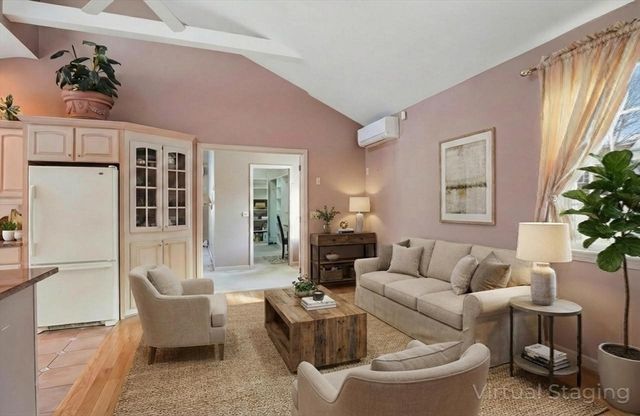 17 Stone Avenue, Shrewsbury, MA 01545