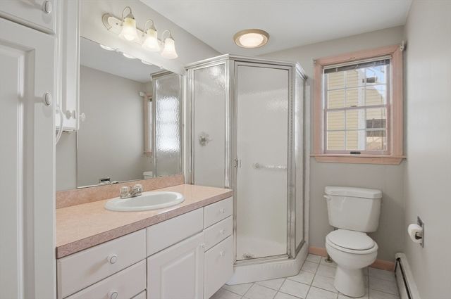 17 Stone Avenue, Shrewsbury, MA 01545