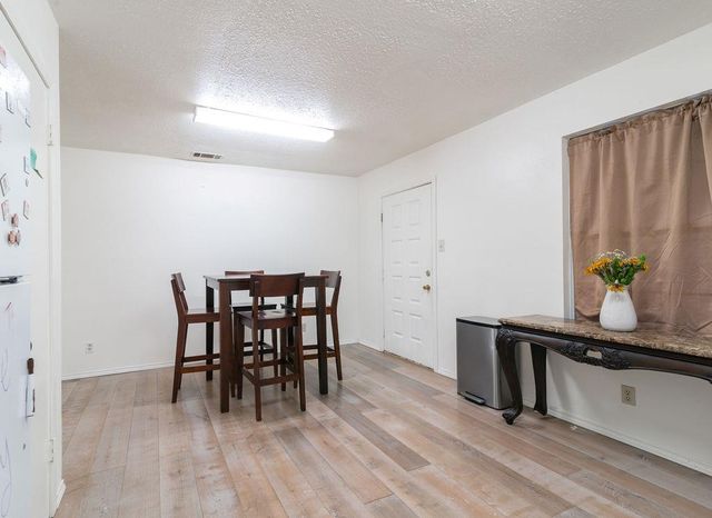 1106 Saucedo ST, Austin, TX 78721