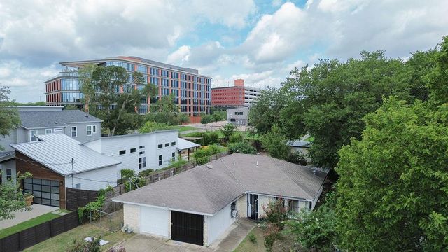 1106 Saucedo ST, Austin, TX 78721