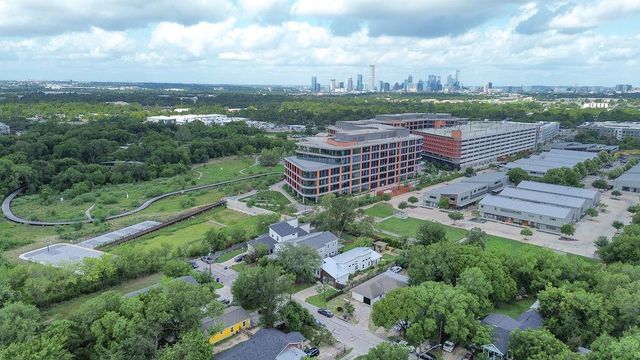 1106 Saucedo ST, Austin, TX 78721