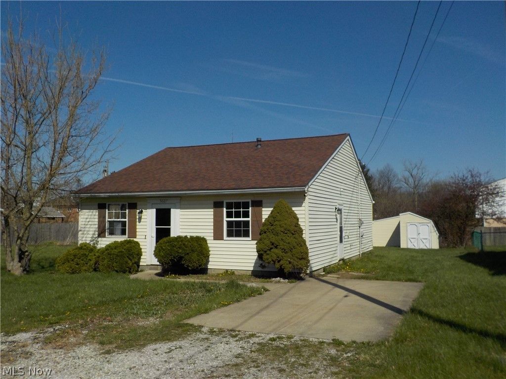 5027 Clifton Avenue, Lorain, OH 44055