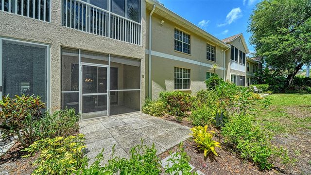 8355 GLENROSE WAY 113, Sarasota, FL 34238