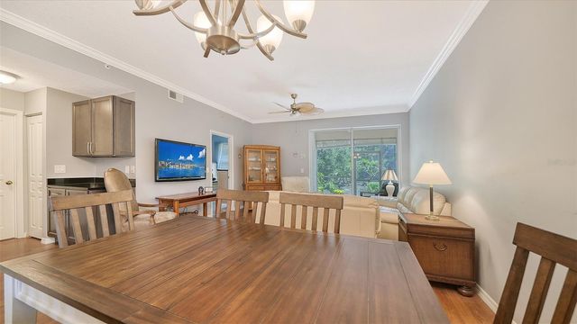 8355 GLENROSE WAY 113, Sarasota, FL 34238