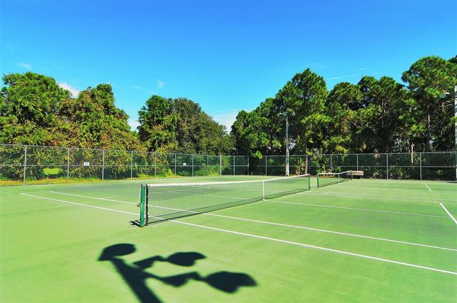 8355 GLENROSE WAY 113, Sarasota, FL 34238