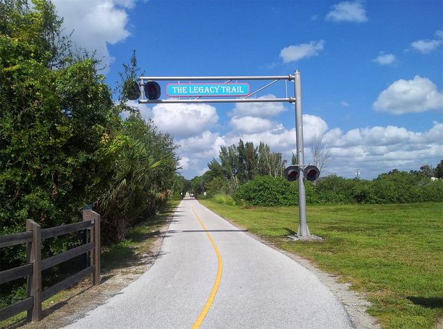 8355 GLENROSE WAY 113, Sarasota, FL 34238