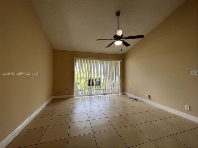 5654 Rock Island Road 234, Tamarac, FL 33319