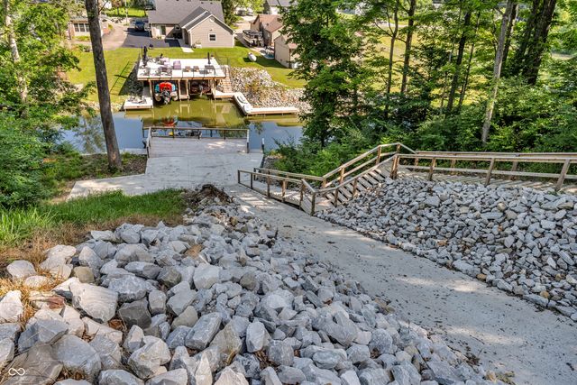 656 Jefferson Valley, Coatesville, IN 46121