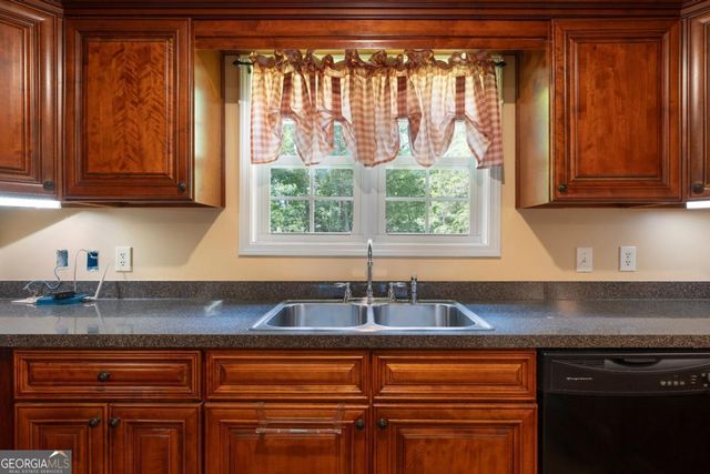 846 Hall Station Road NW, Adairsville, GA 30103