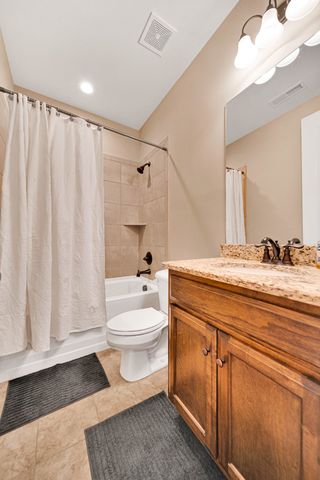 711 Shute Ln, Hendersonville, TN 37075