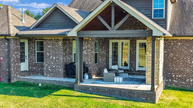 711 Shute Ln, Hendersonville, TN 37075