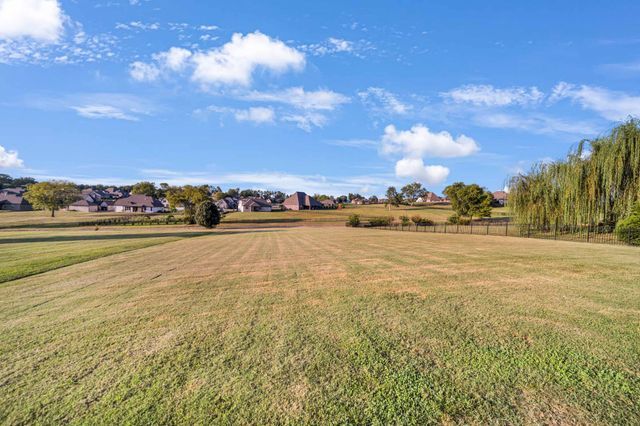 711 Shute Ln, Hendersonville, TN 37075