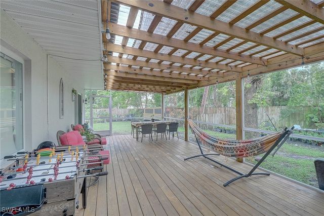 369 Caloosa DR, Labelle, FL 33935