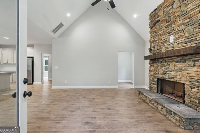 443 Hawks Nest Drive, Blairsville, GA 30512