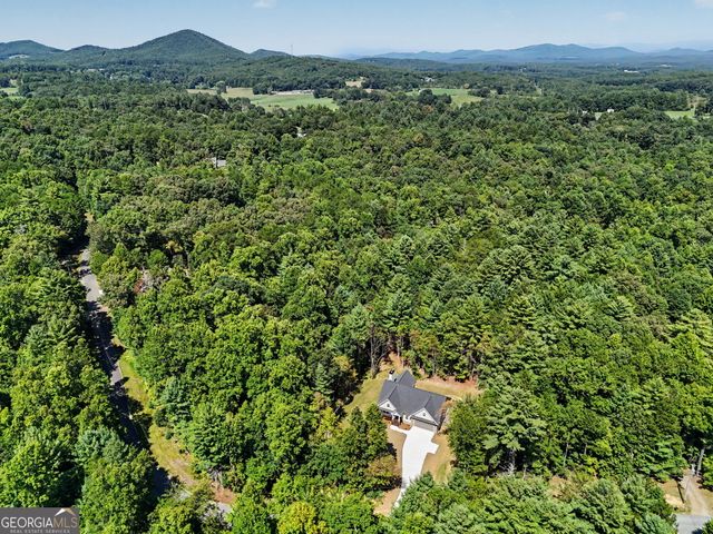 443 Hawks Nest Drive, Blairsville, GA 30512