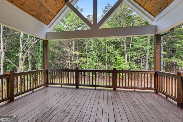 443 Hawks Nest Drive, Blairsville, GA 30512