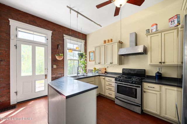 1367 S 2nd St, Louisville, KY 40208