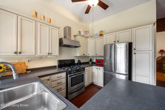 1367 S 2nd St, Louisville, KY 40208