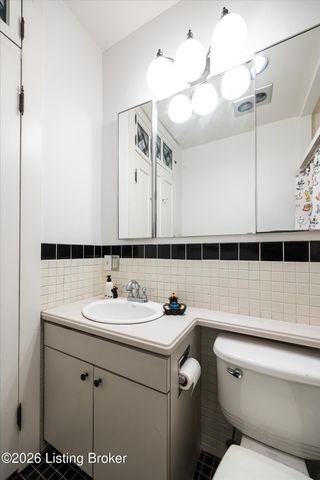 1367 S 2nd St, Louisville, KY 40208