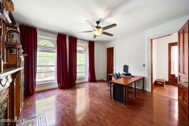 1367 S 2nd St, Louisville, KY 40208