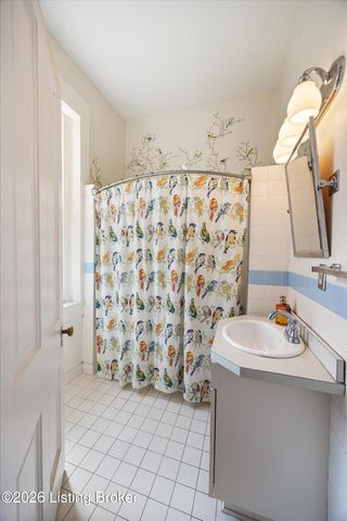 1367 S 2nd St, Louisville, KY 40208