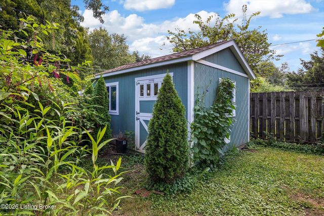 1367 S 2nd St, Louisville, KY 40208
