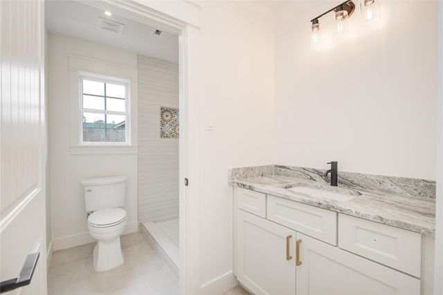 9822 Thorn Street, Houston, TX 77078
