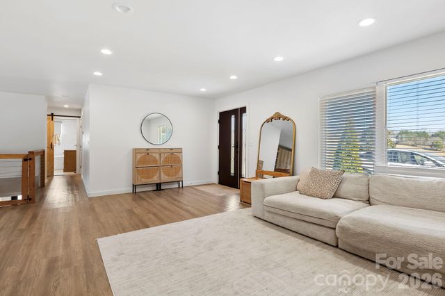 14 Selway Drive, Candler, NC 28715